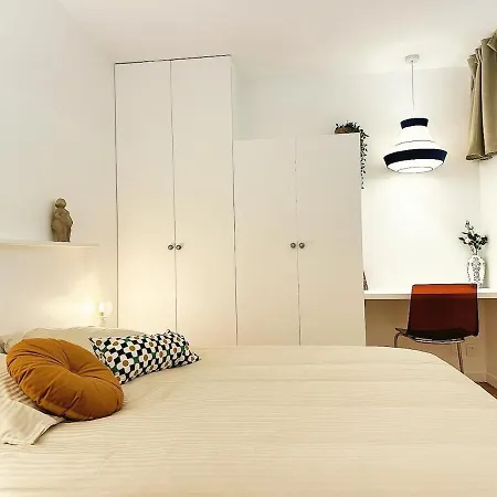 Appartamento Petite Maison A La Tour Eiffel - Flat-guest Parigi